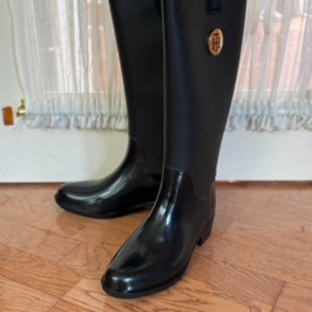 Stylish black rainboots Tommy Hilfiger 8M